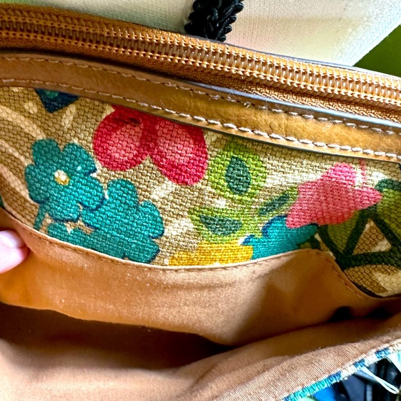 Relic, flowered bag. - Picture 3 of 6